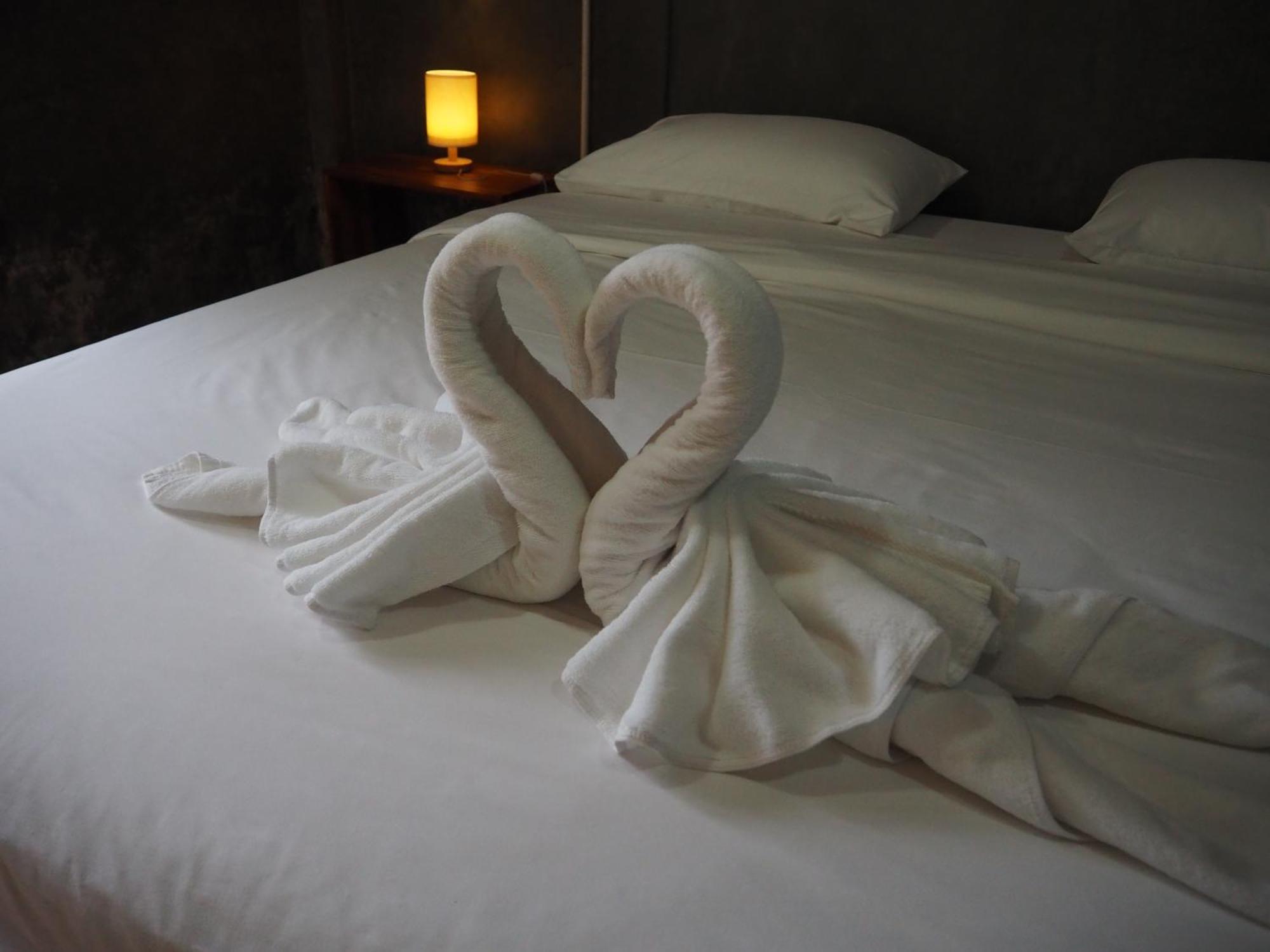 Banmai87 Guest House บ้านไม้87 เกสต์เฮ้าส์ Phra Nakhon Si Ayutthaya Exterior photo